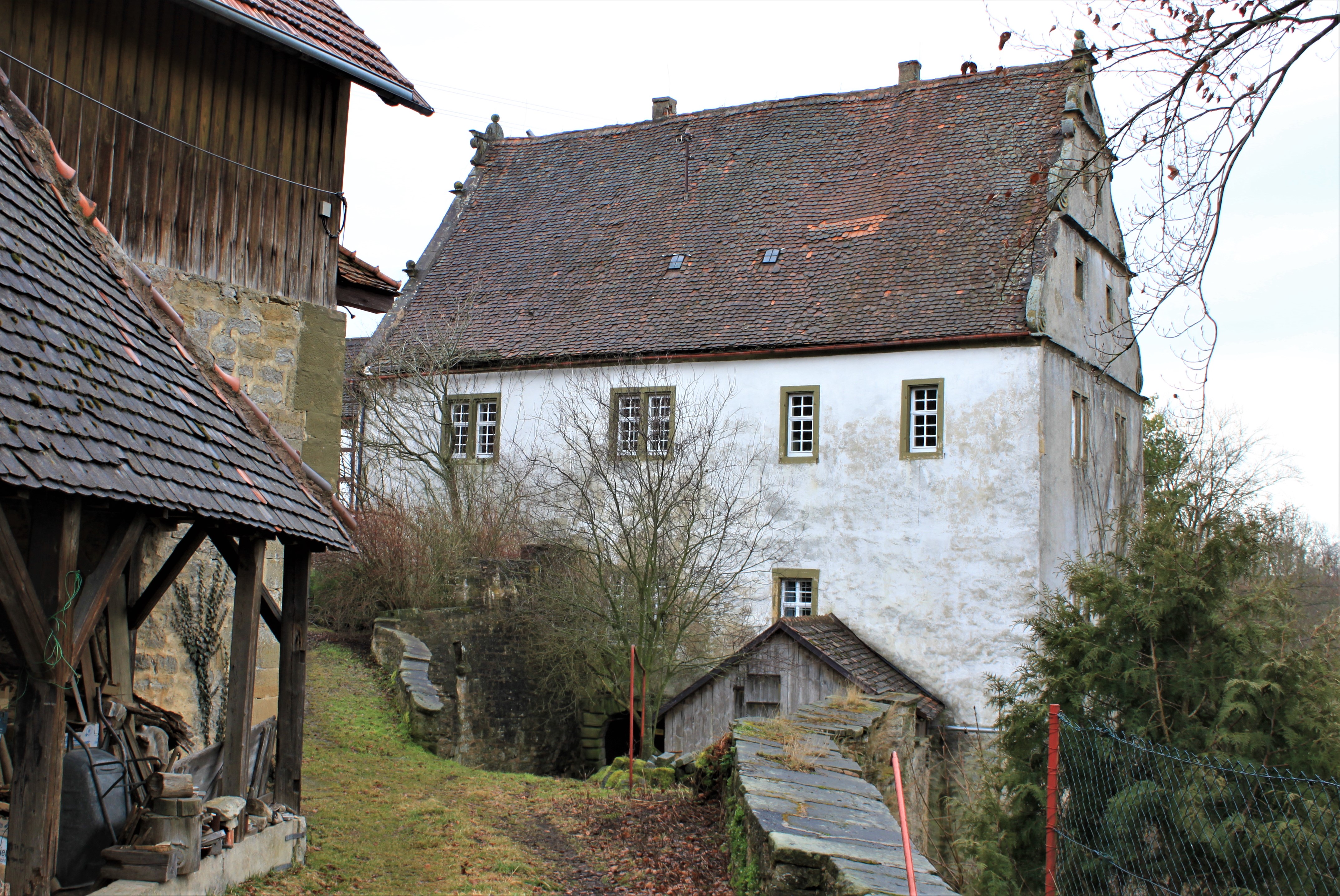 Schloss Amlishagen - Seitenansicht   (2).jpg